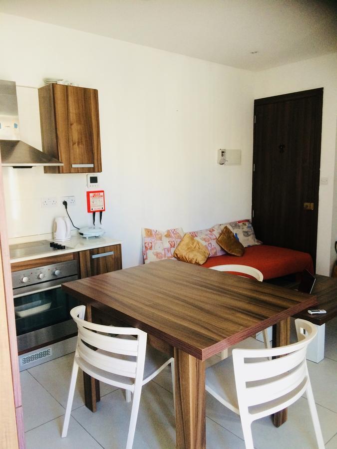 Paceville Montecarlo Apartments Saint Julian's Luaran gambar